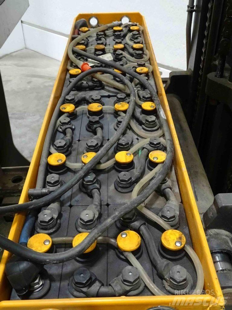 Still FM-X14 Reachtruck