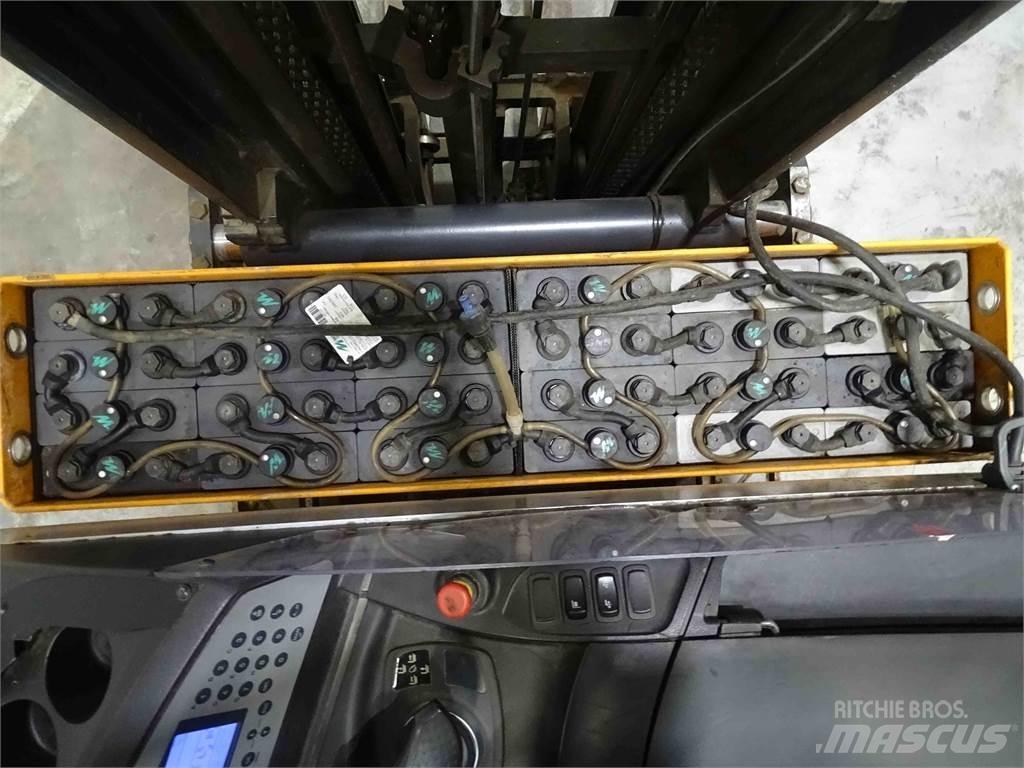 Still FM-X14 Reachtruck