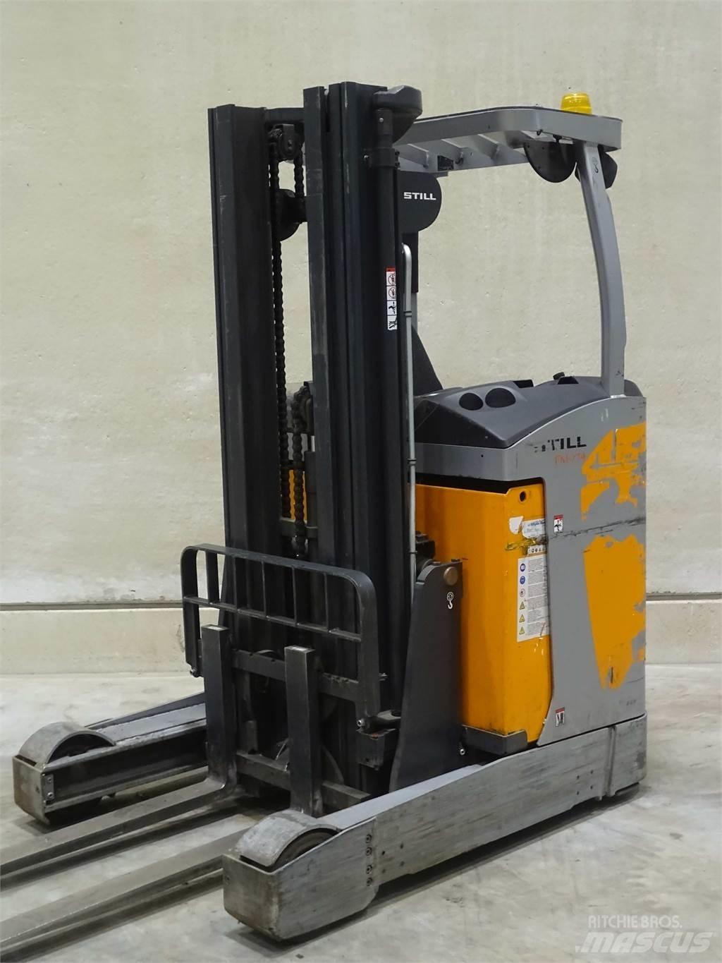 Still FM-X14 Reachtruck