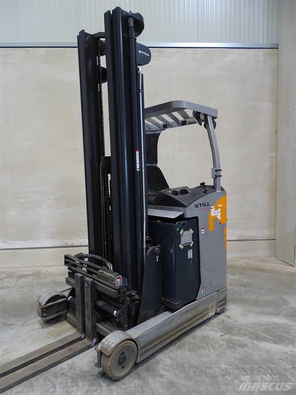 Still FM-X14 Reachtruck