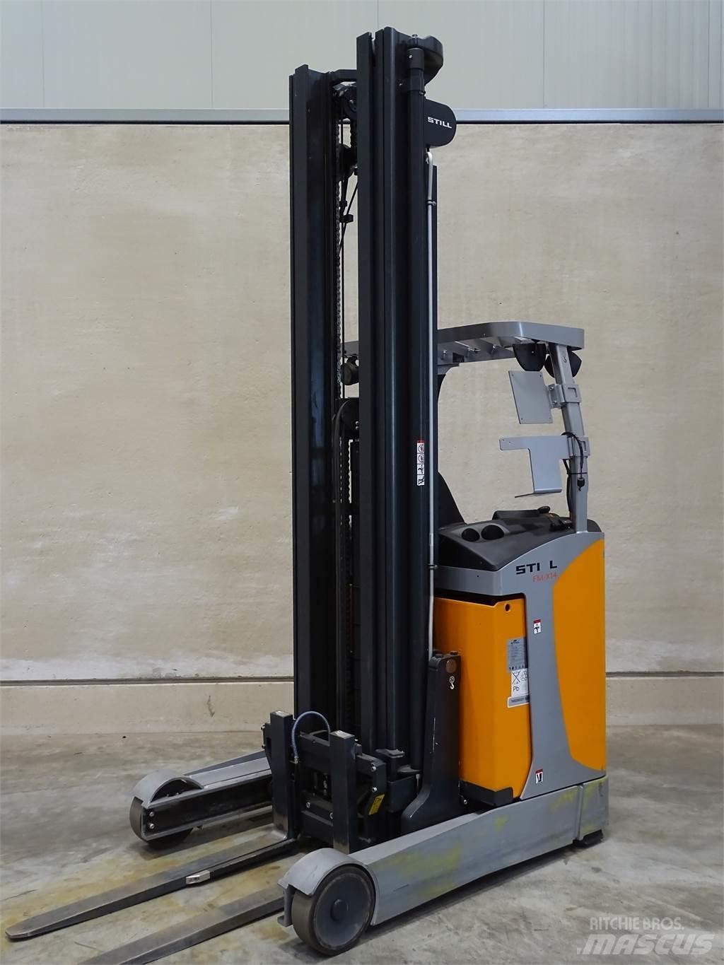 Still FM-X14 Reachtruck