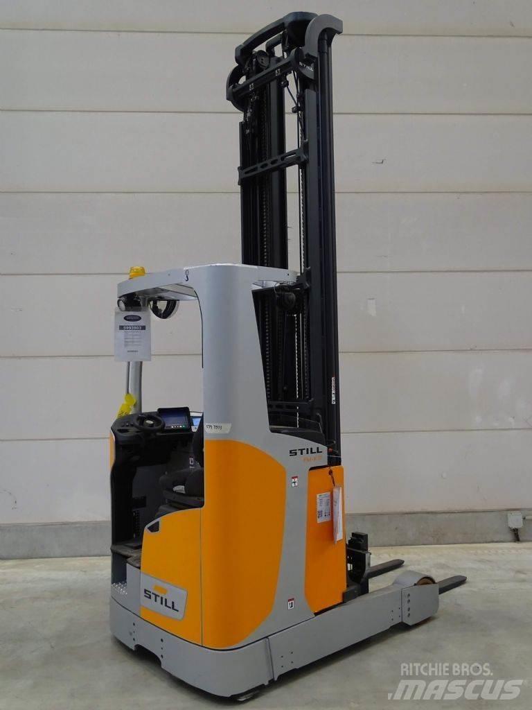 Still FM-X17 Reachtruck