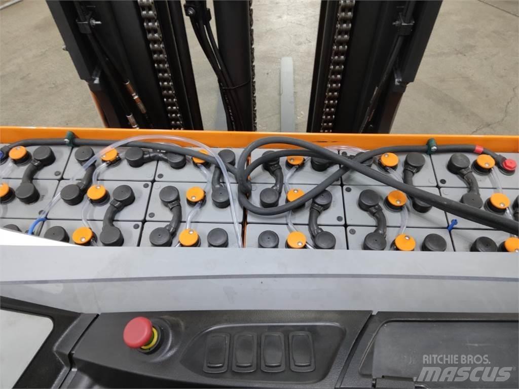 Still FM-X17 Reachtruck