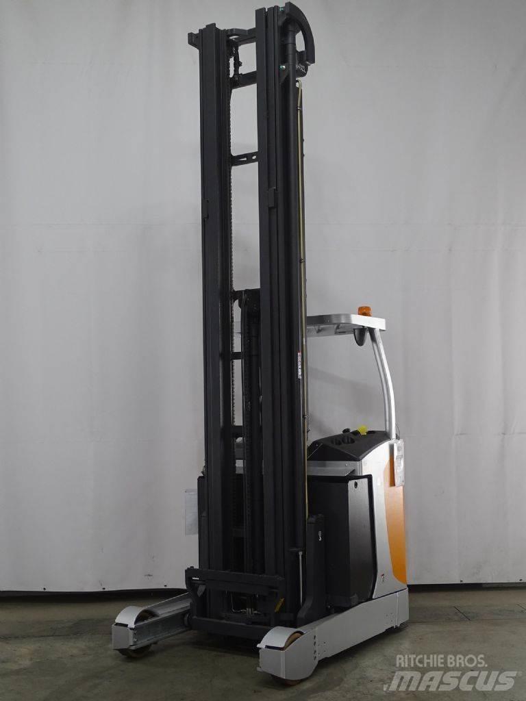 Still FM-X17 Reachtruck
