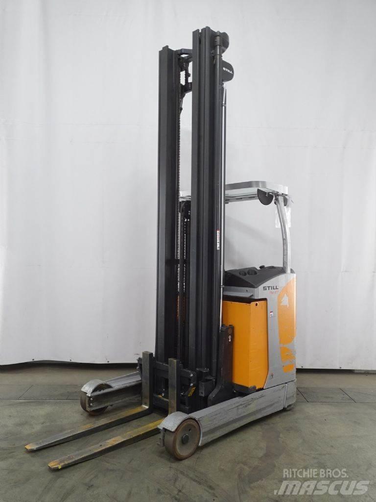 Still FM-X17 Reachtruck