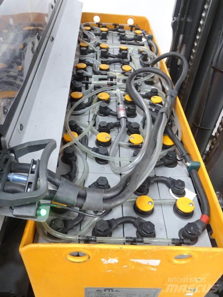 Still FM-X17 Reachtruck