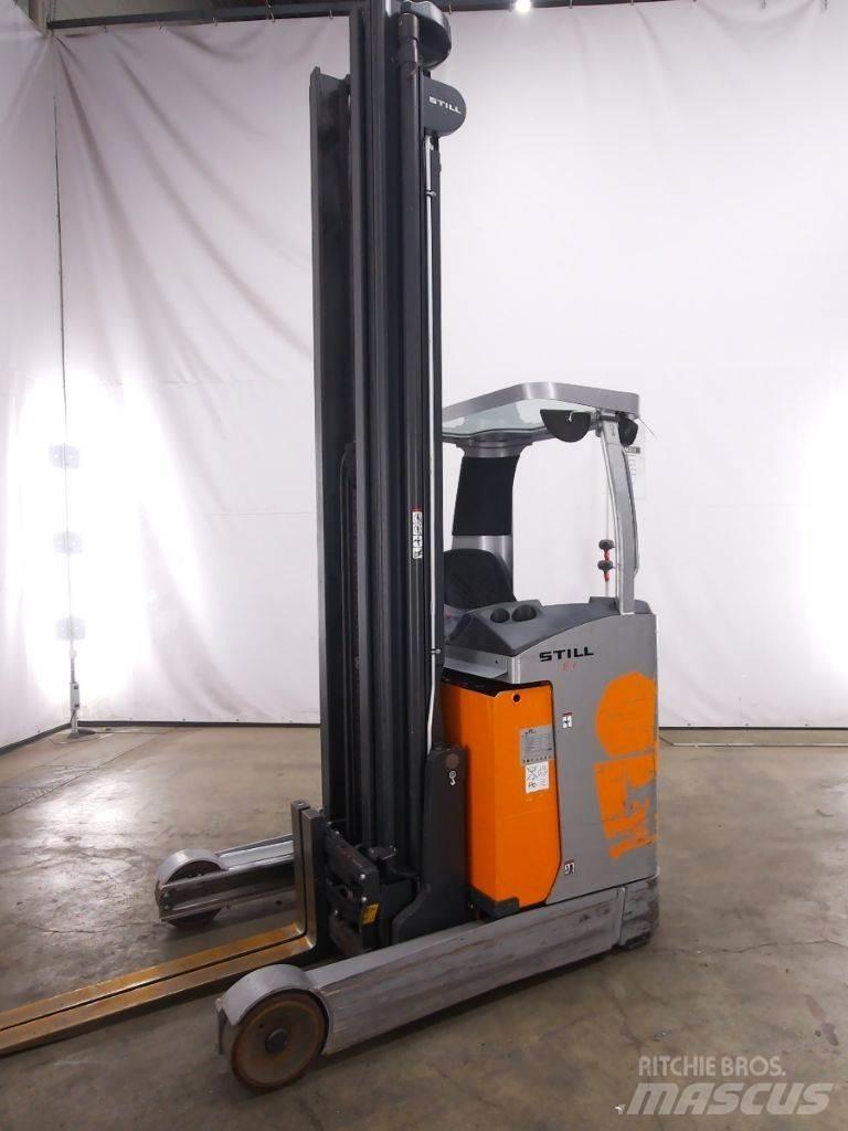 Still FM-X17 Reachtruck