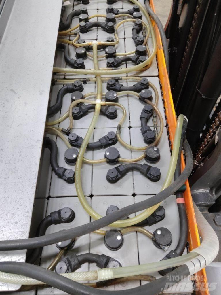 Still FM-X17 Reachtruck