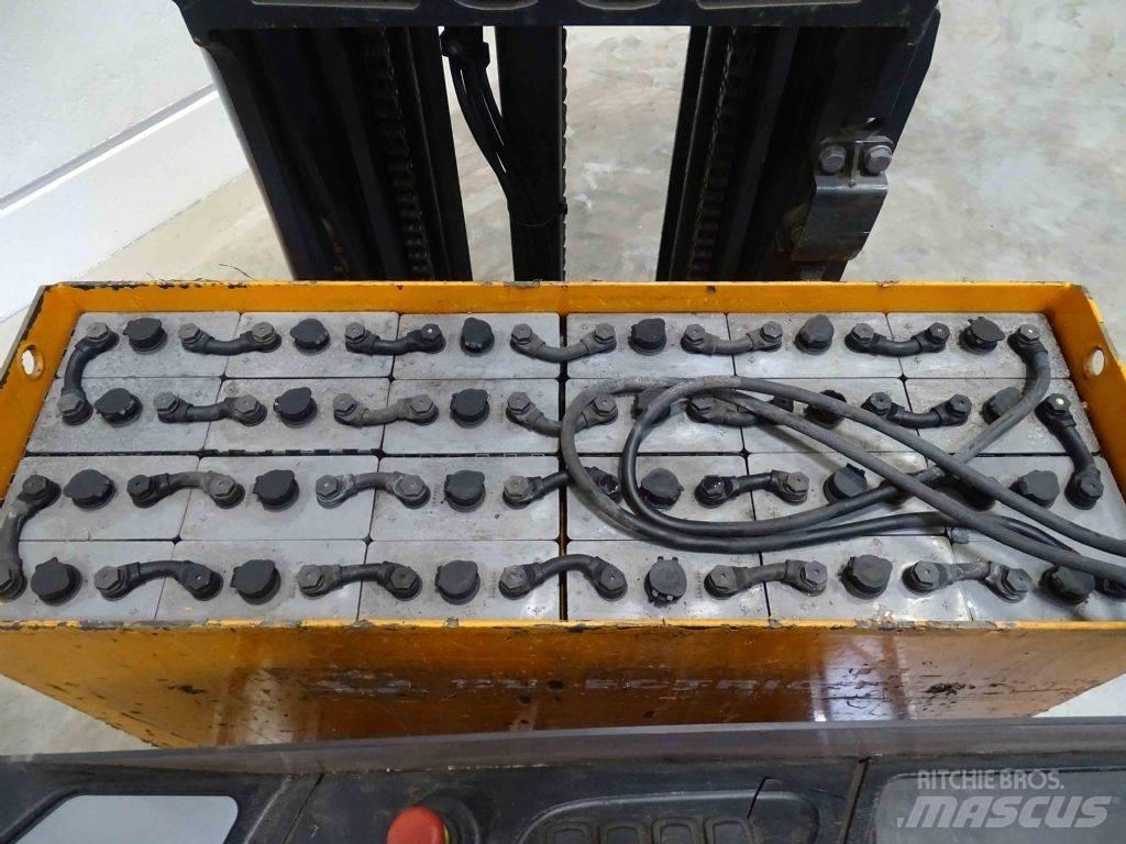 Still FM-X17 Reachtruck