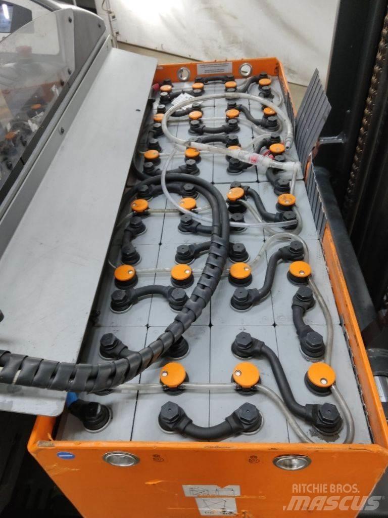 Still FM-X17 Reachtruck
