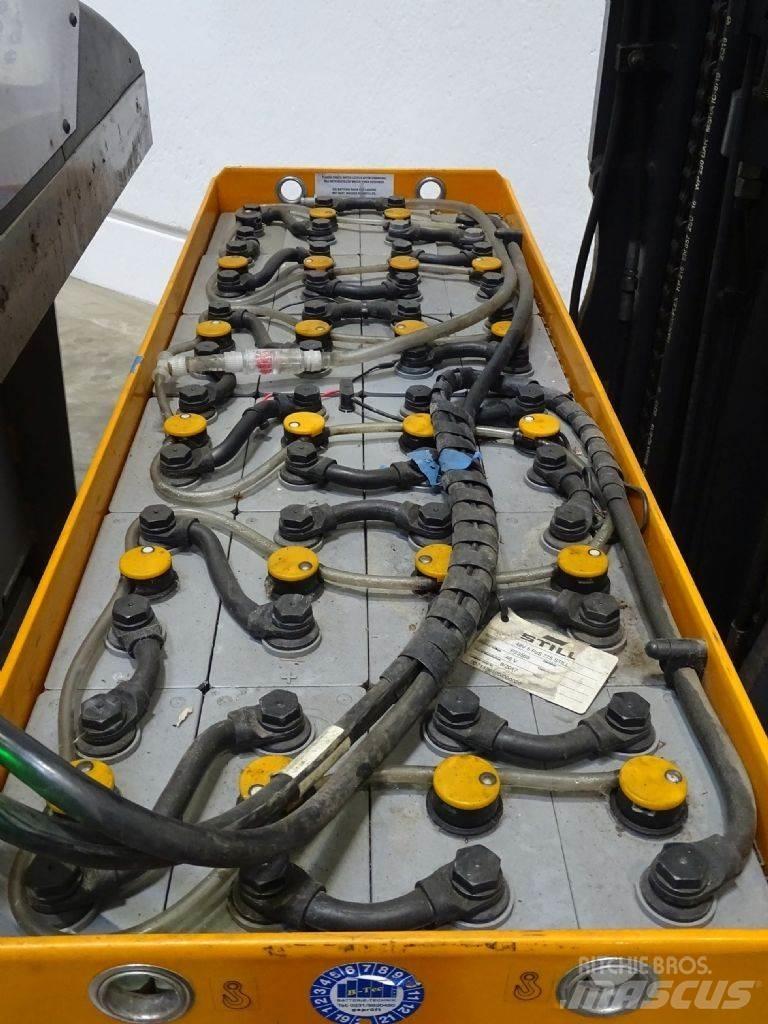 Still FM-X17 Reachtruck