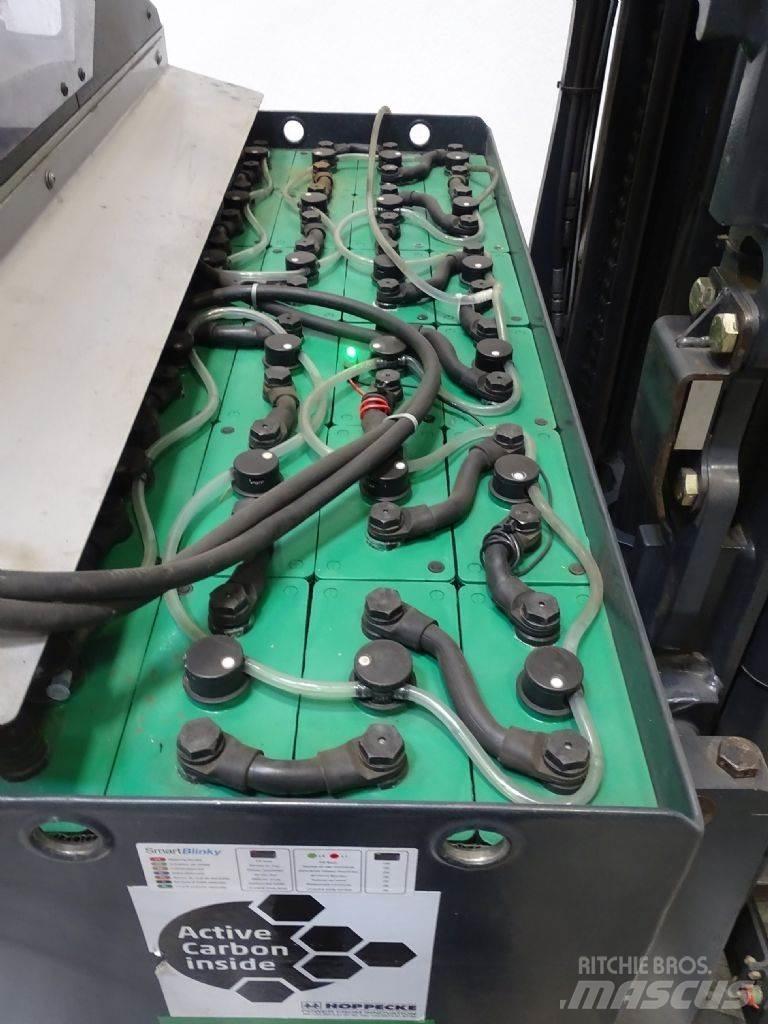 Still FM-X17 Reachtruck