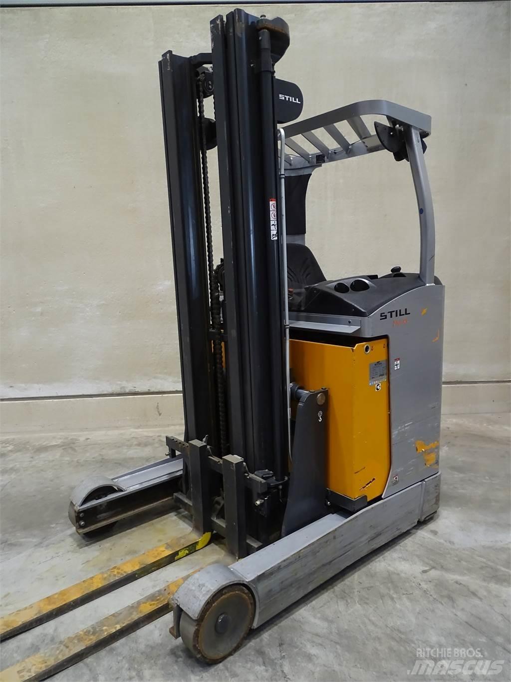 Still FM-X17 Reachtruck