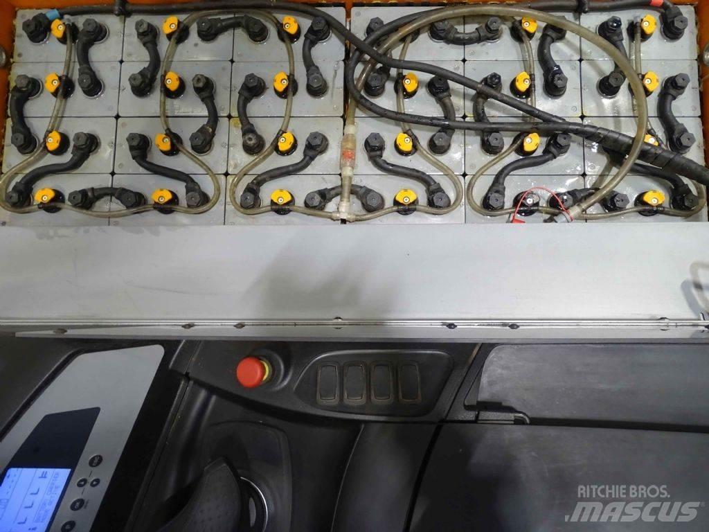Still FM-X17 Reachtruck