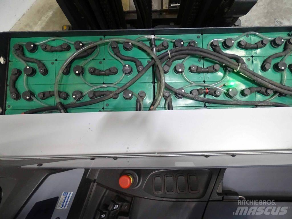 Still FM-X17 Reachtruck