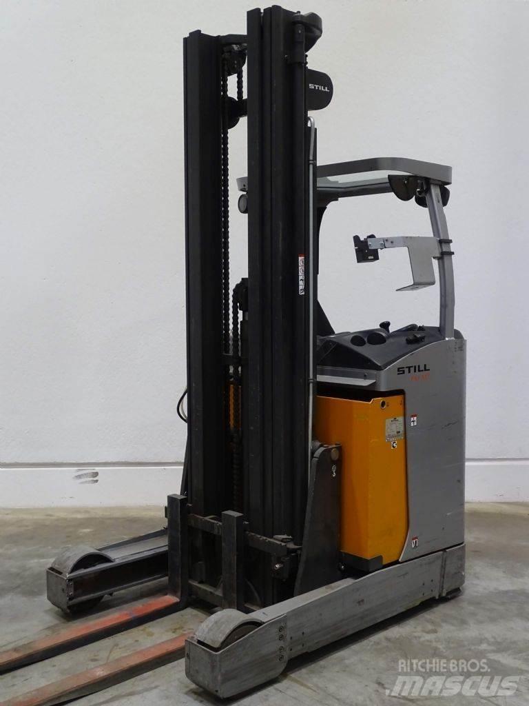 Still FM-X17 Reachtruck