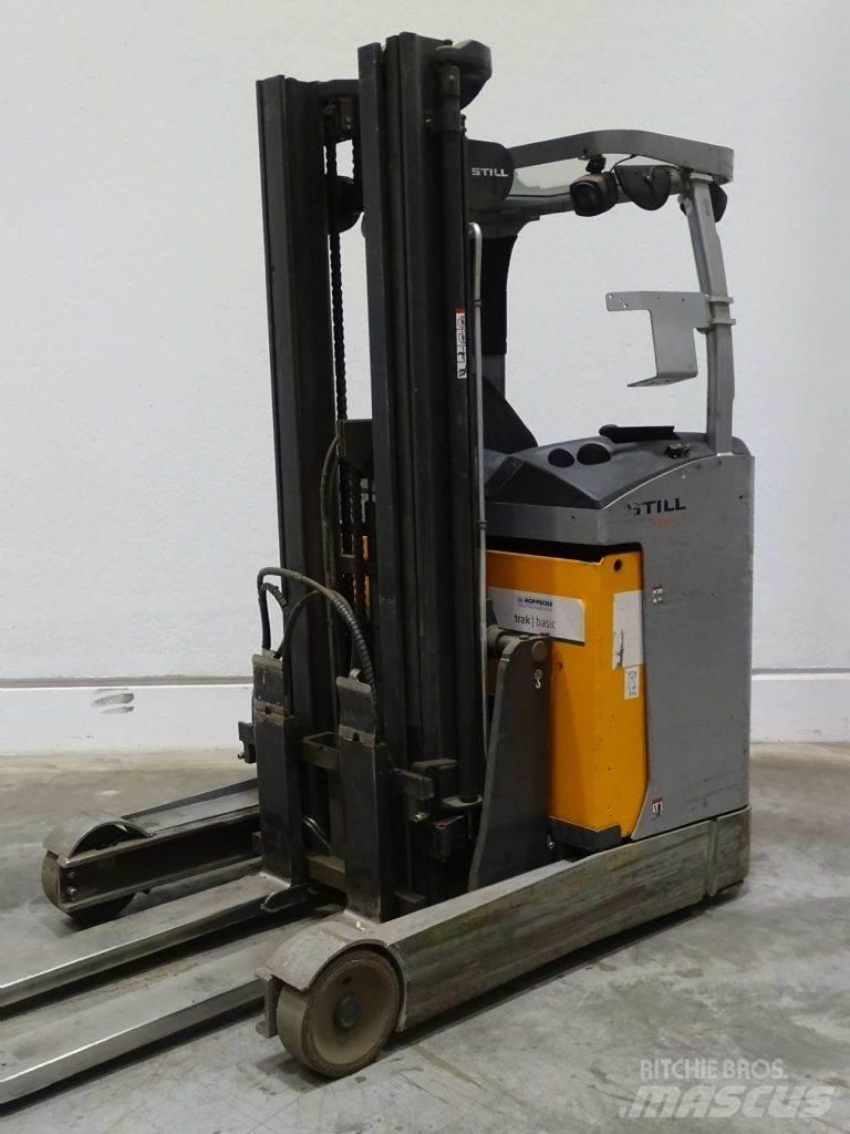 Still FM-X17 Reachtruck