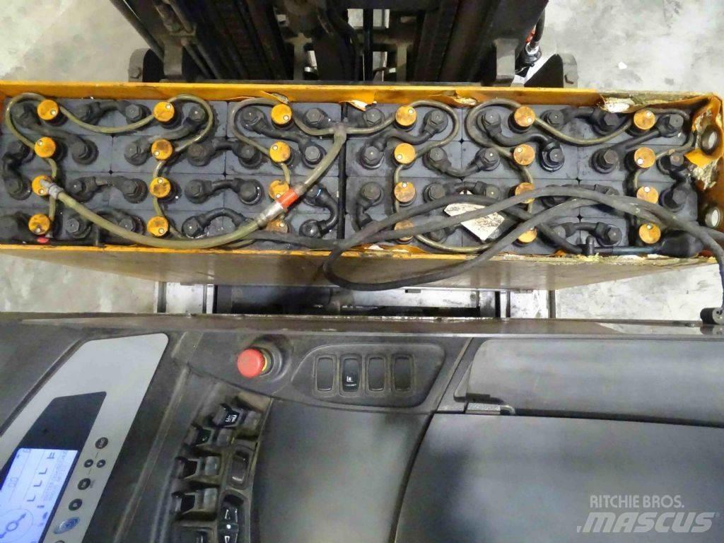 Still FM-X17 Reachtruck