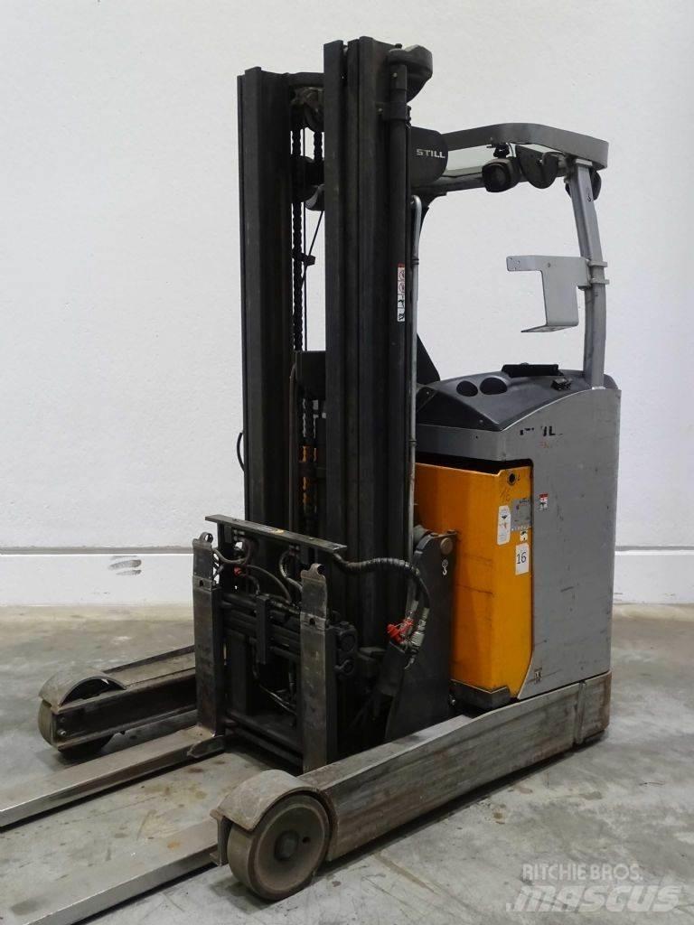 Still FM-X17 Reachtruck