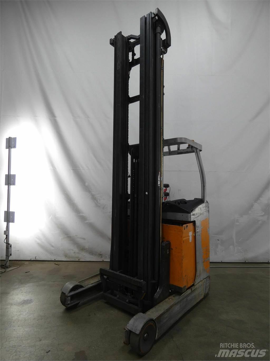 Still FM-X17 Reachtruck