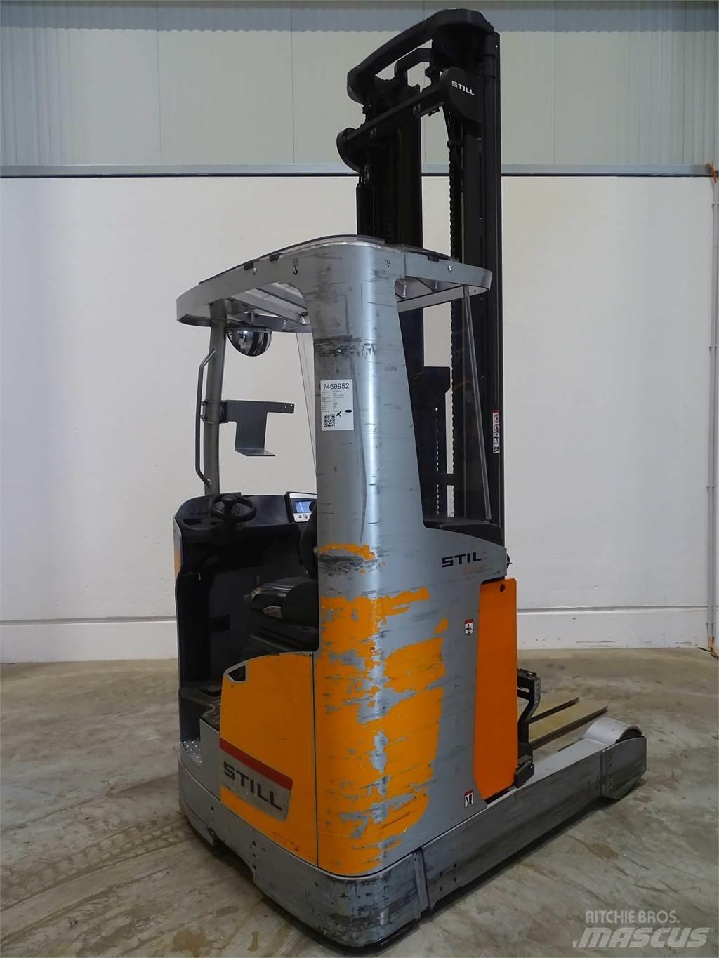Still FM-X17 Reachtruck