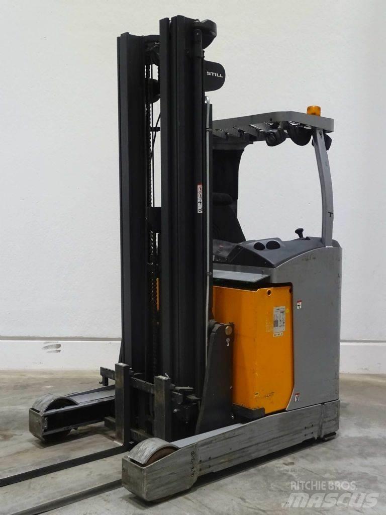 Still FM-X17 Reachtruck