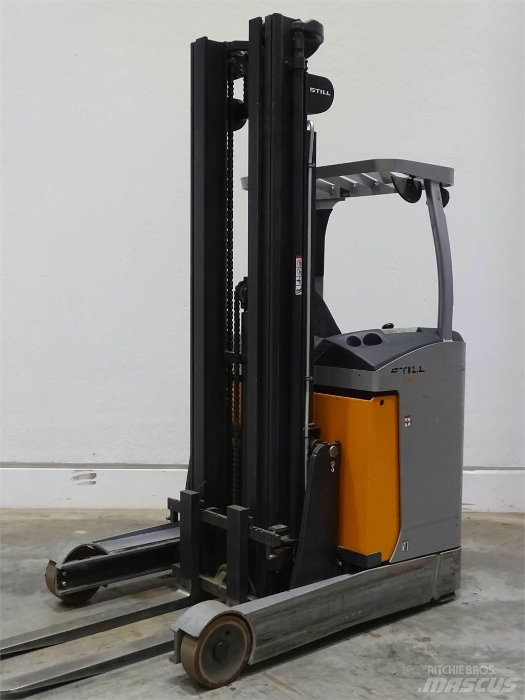 Still FM-X17 Reachtruck