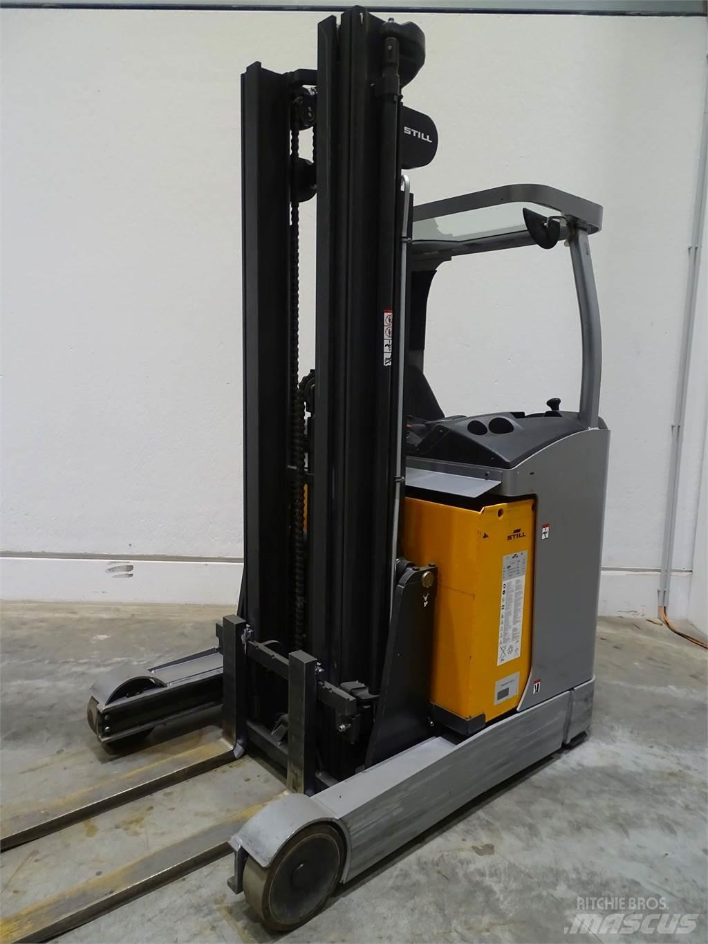 Still FM-X17 Reachtruck