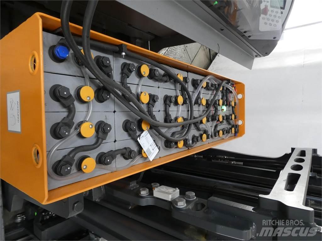 Still FM-X17 Reachtruck