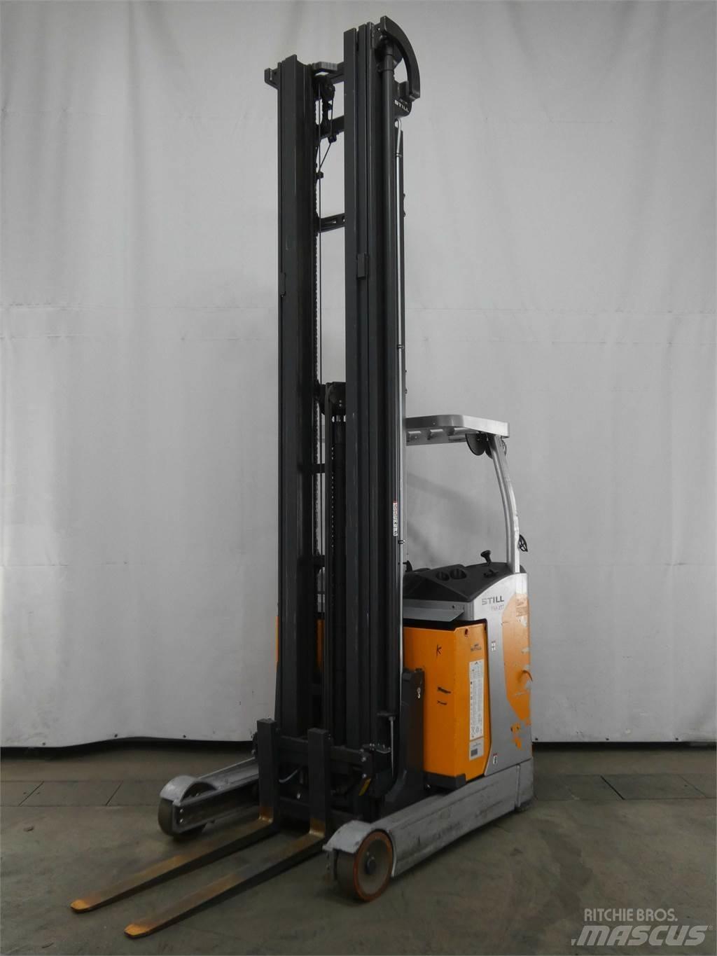 Still FM-X17 Reachtruck
