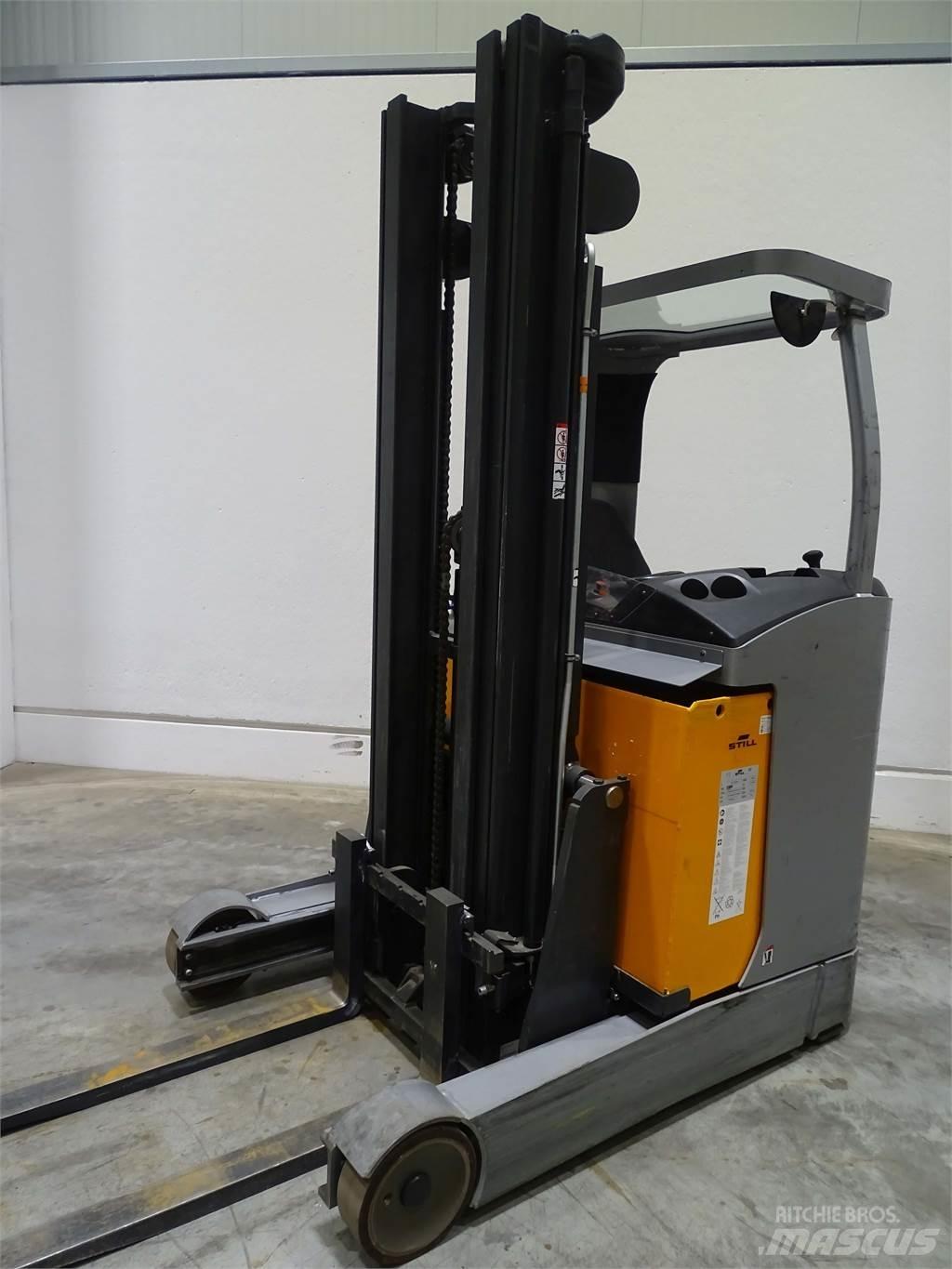 Still FM-X17 Reachtruck