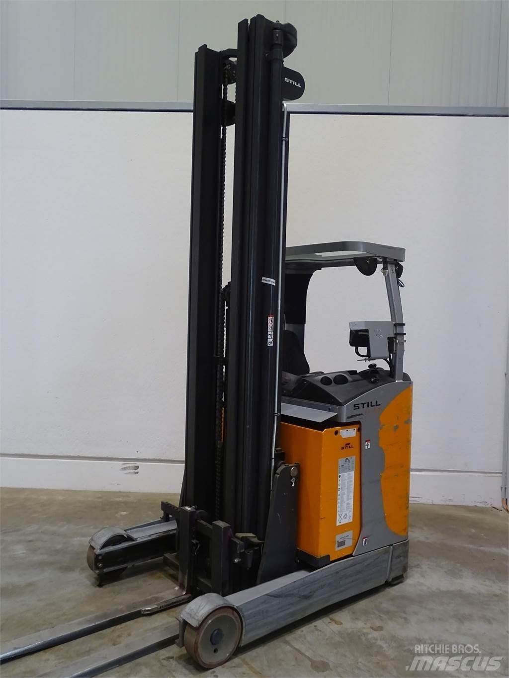 Still FM-X17 Reachtruck
