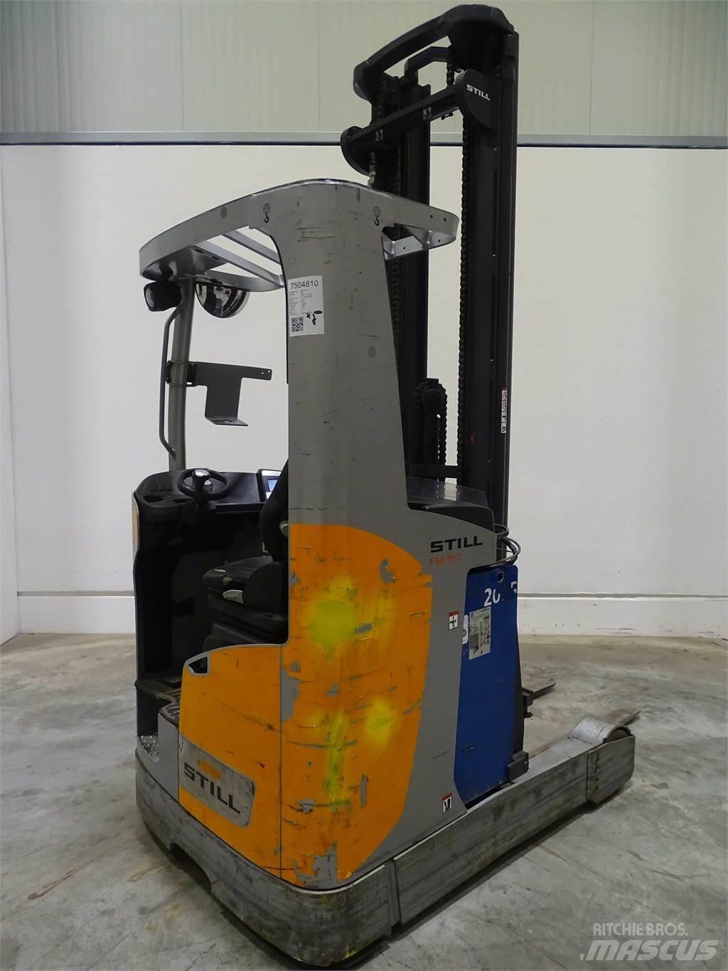 Still FM-X17 Reachtruck
