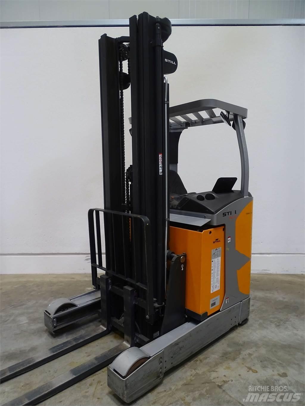 Still FM-X17 Reachtruck