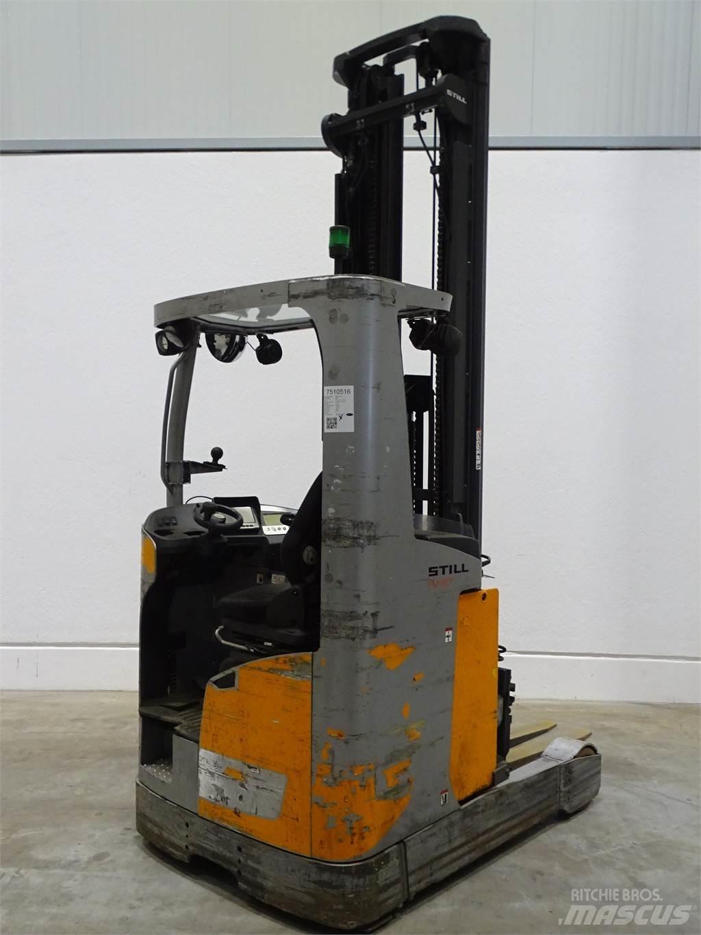 Still FM-X17 Reachtruck