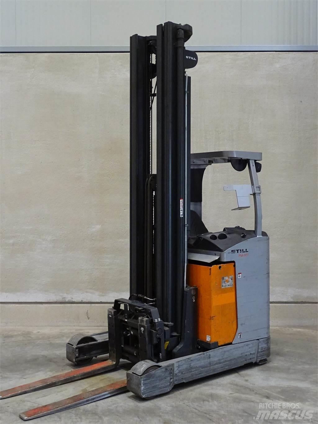 Still FM-X17 Reachtruck
