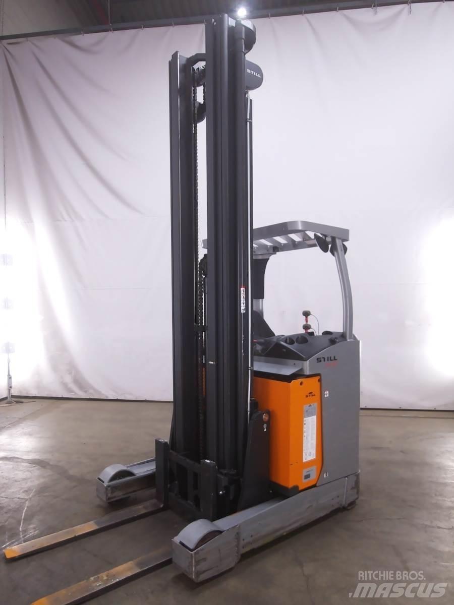 Still FM-X17 Reachtruck