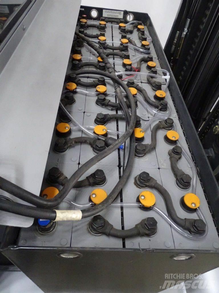 Still FM-X20 Reachtruck