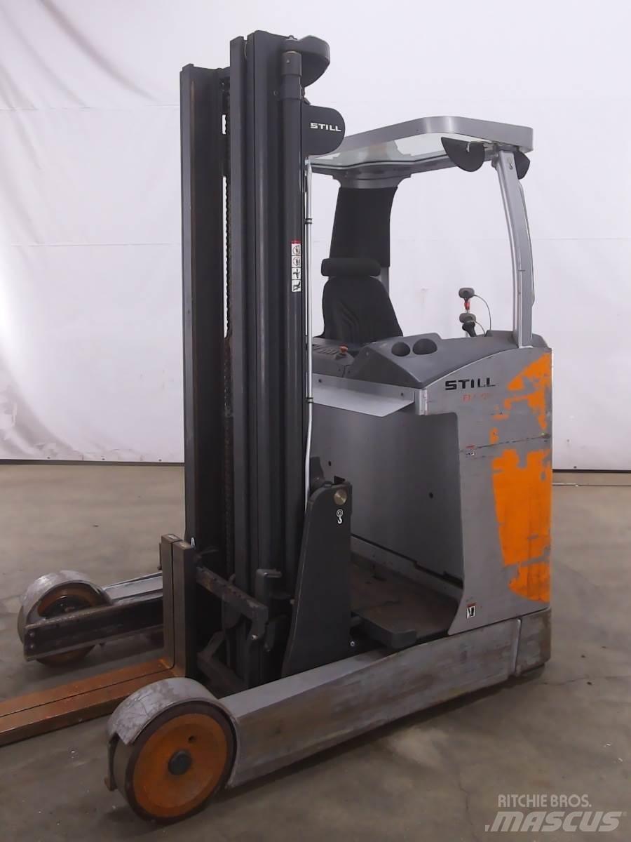 Still FM-X20 Reachtruck