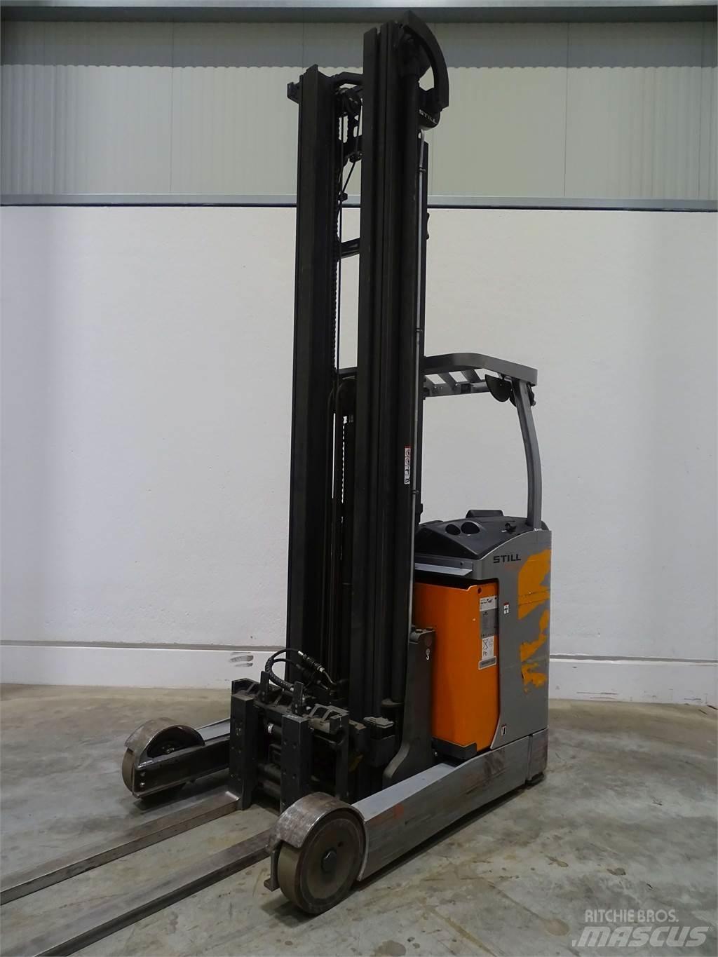 Still FM-X20 Reachtruck