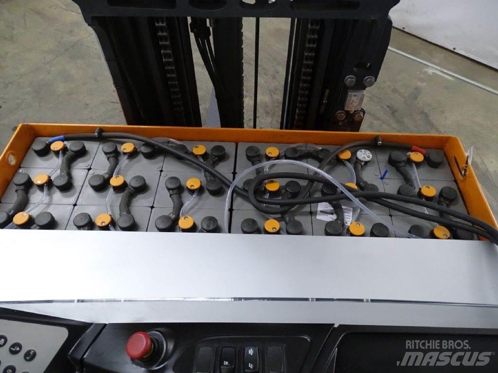 Still FM-X25 Reachtruck