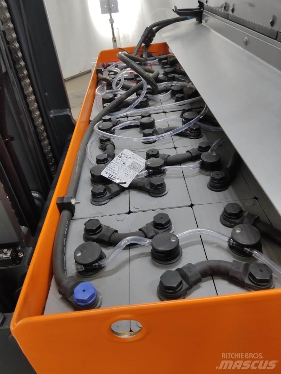 Still FM-X25 Reachtruck