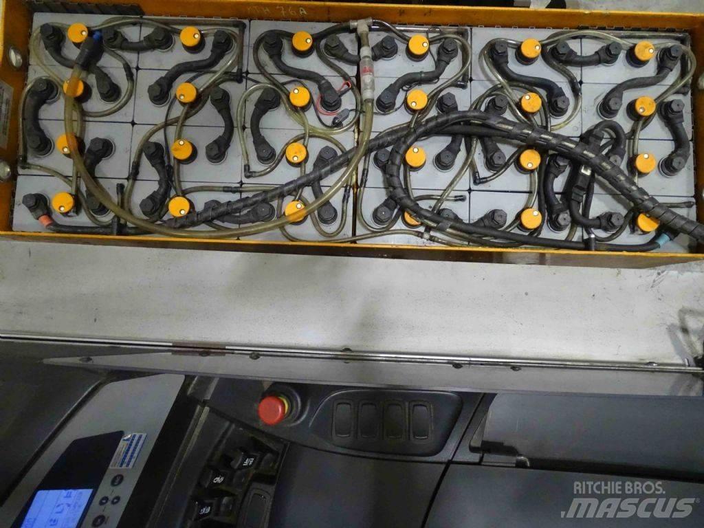 Still FM-X25 Reachtruck