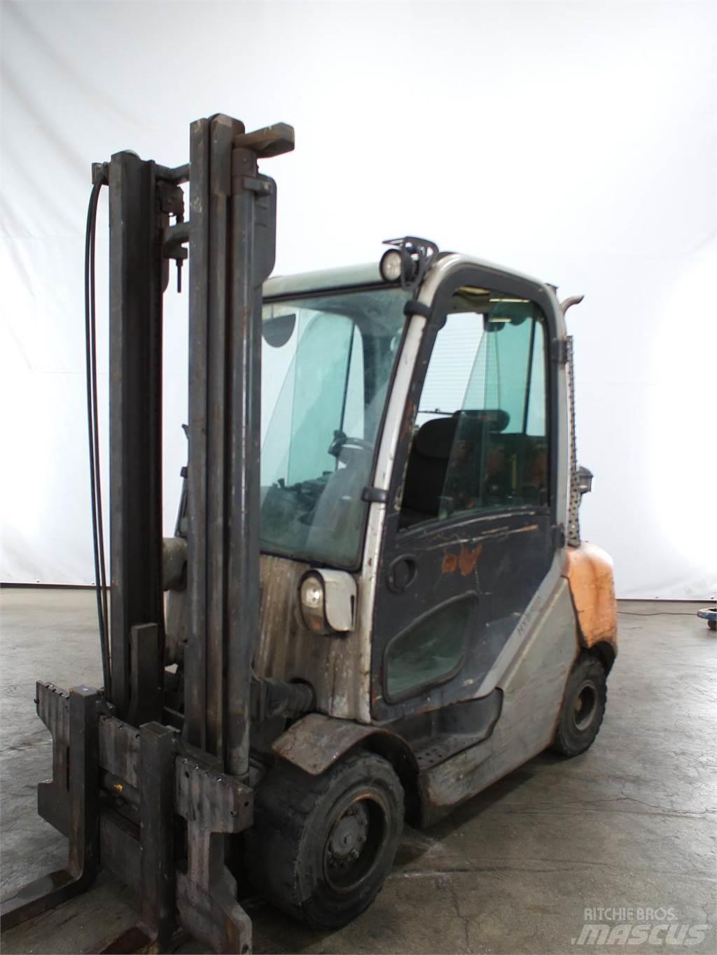 Still RX70-35 Diesel gaffeltrucks