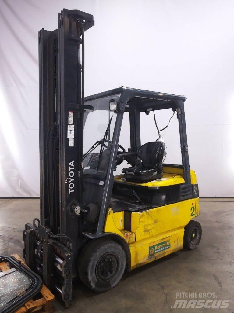 Toyota 7FBMF25 El gaffeltrucks