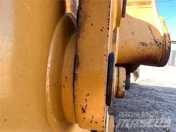 CAT 320 Gravemaskiner på larvebånd