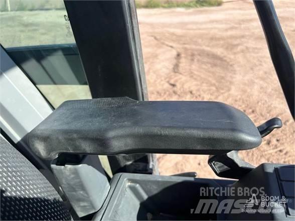 CAT 320 Gravemaskiner på larvebånd