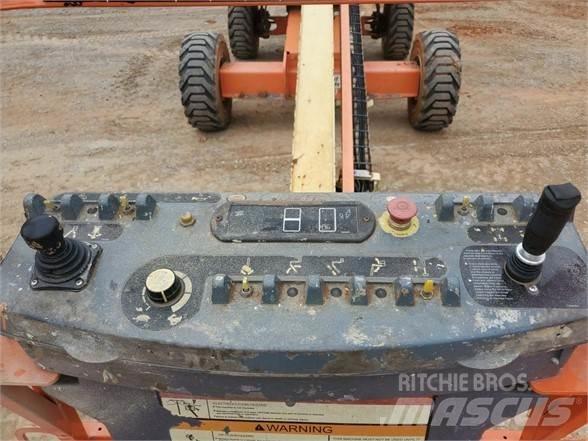 JLG 400S Teleskoplifte