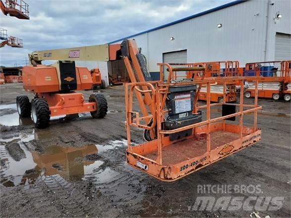 JLG 800AJ Bomlifte med knækarm