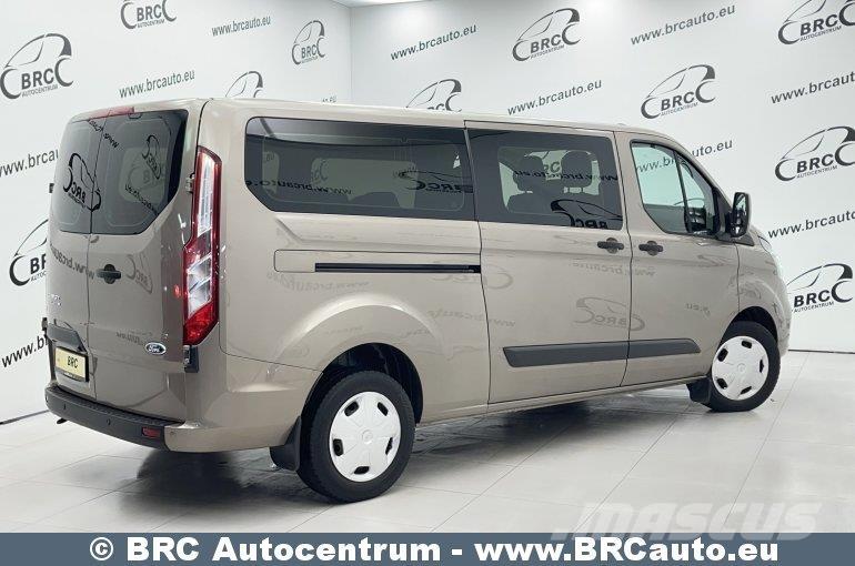 Ford Transit Custom Minibusser